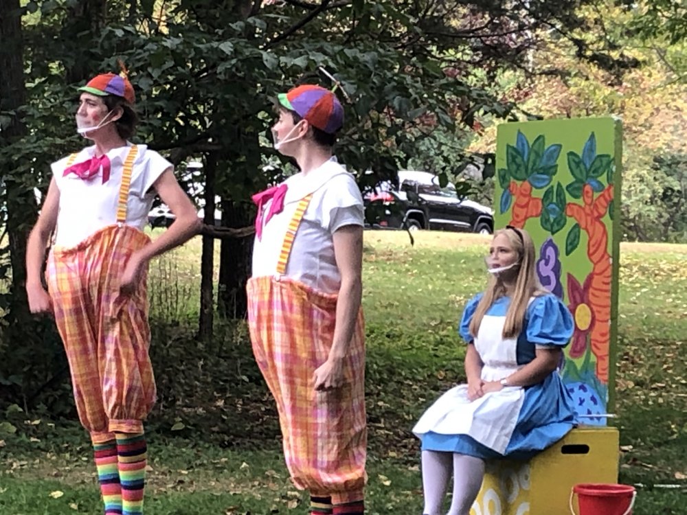 Alice in Wonderland in the Park