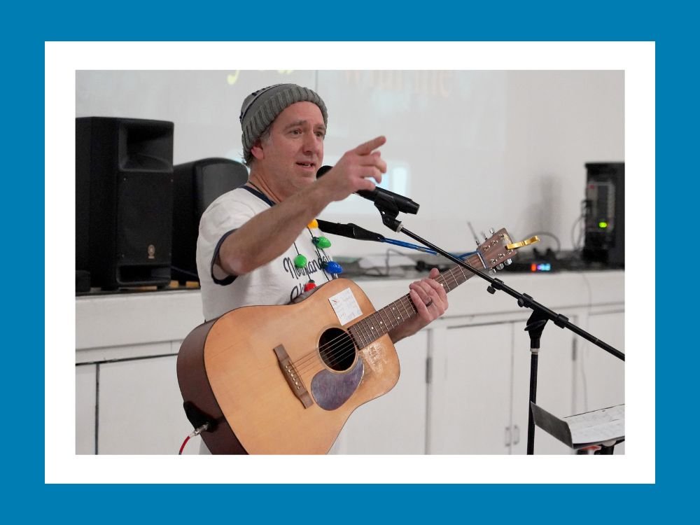 Jeff Zupfer holding guitar
